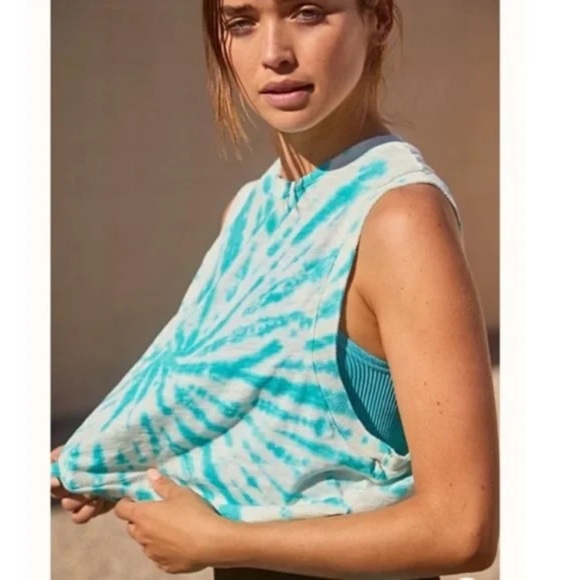 Free People Tops - Free People Movement Love Tie Dye Cropped Tank in Turquoise Blue & White
